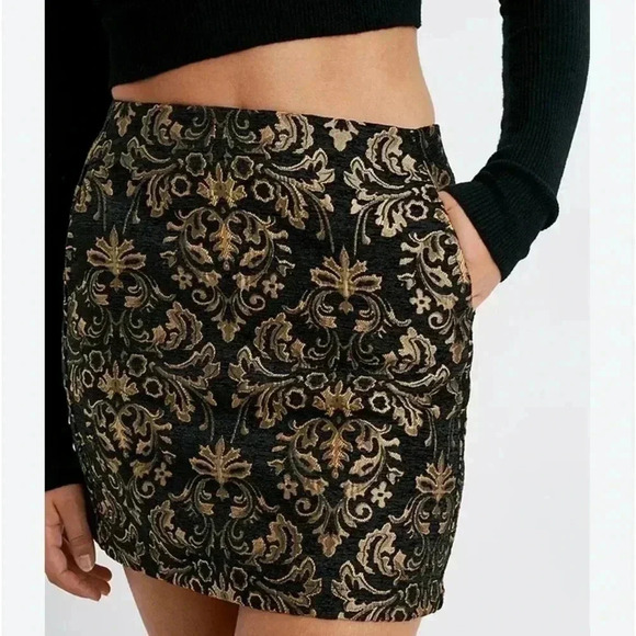 URBAN OUTFITTERS UO Colin Jacquard Mini Skirt SIZE SMALL - Picture 2 of 6